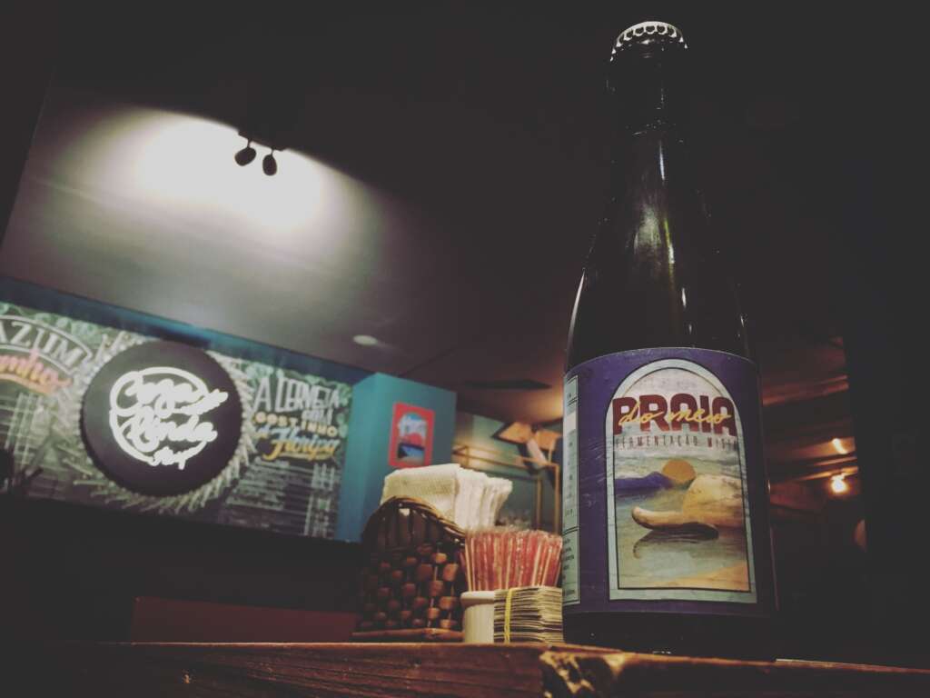 Praia do Meio Cervejaria Cozalinda